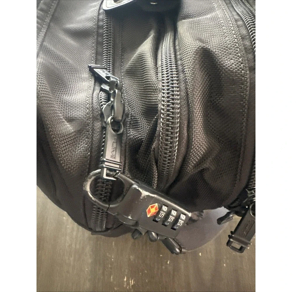 Tumi Black Nylon Carry On Expandable Luggage Laptop Shoulder Bag 22121DH Used